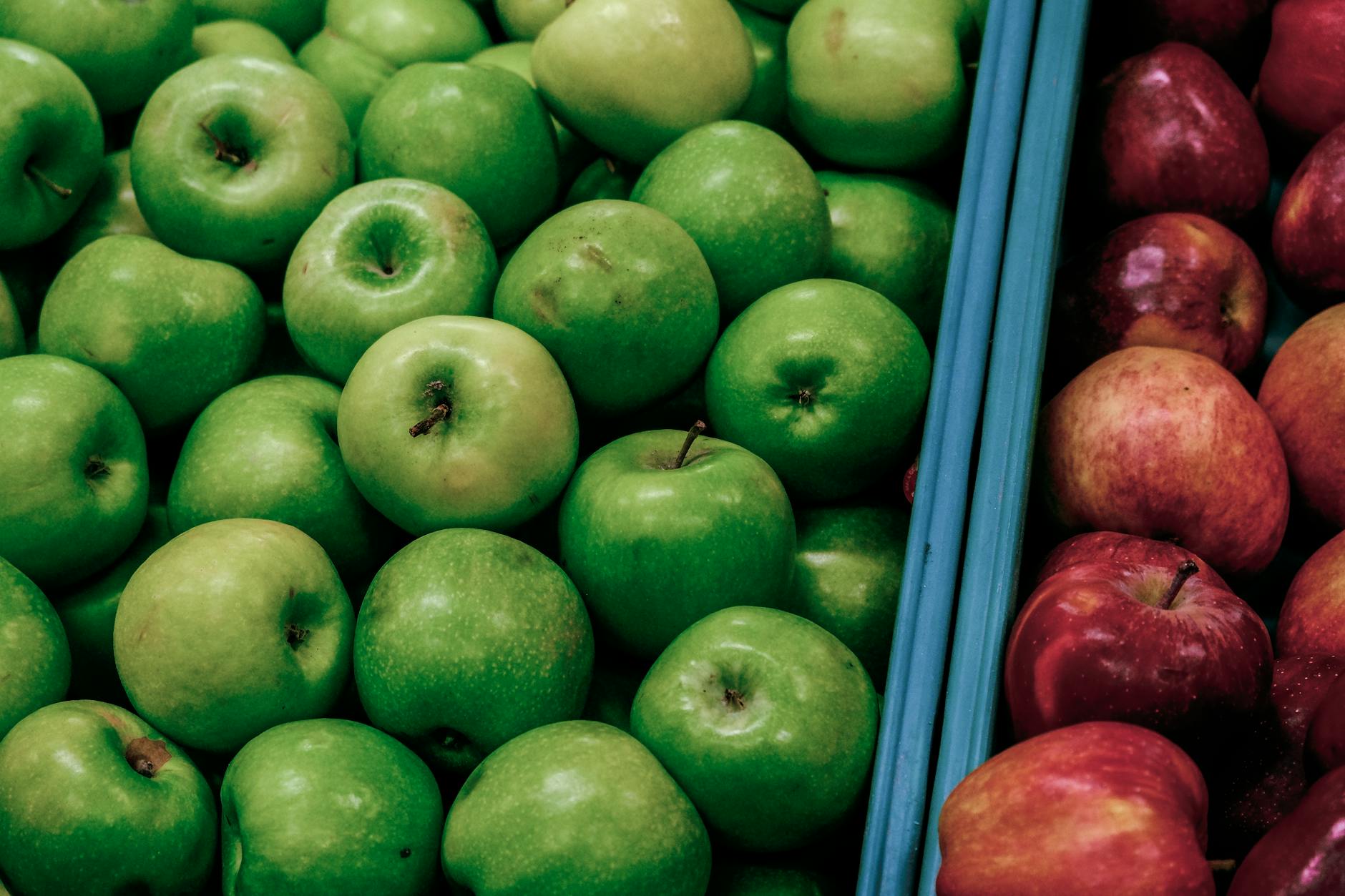 The Apple Aisle Is a Lie — And a Few Stubborn Orchardists Are Proving It